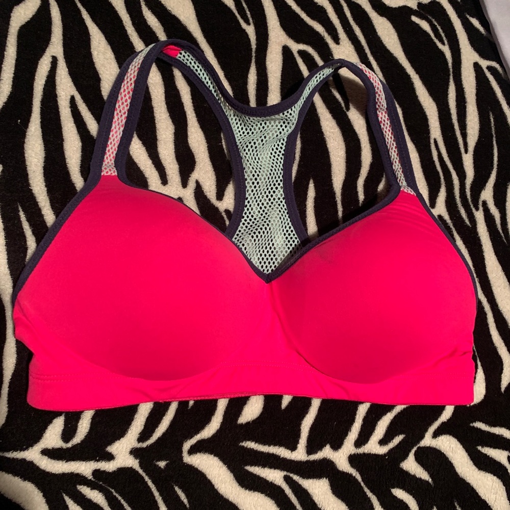 Victoria’s Secret Pink yoga push up sports bra M
